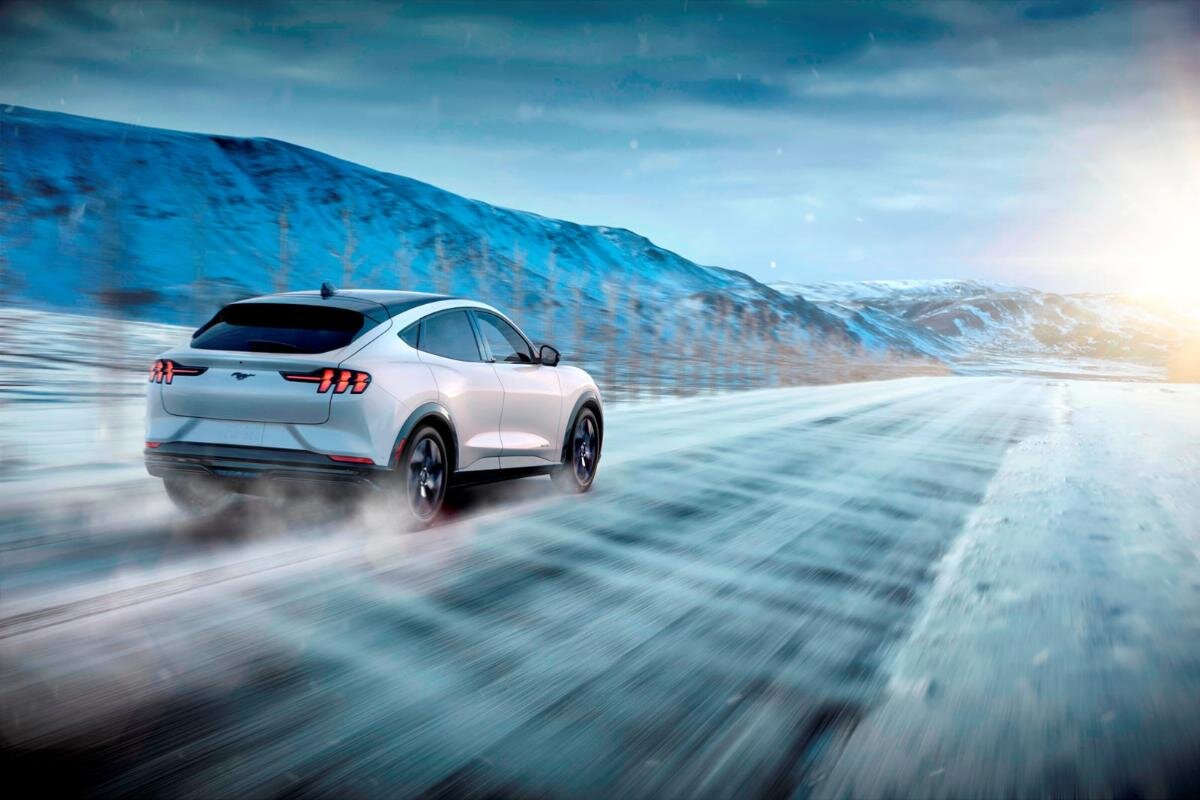 Ford Mustang Mach e gt 2021