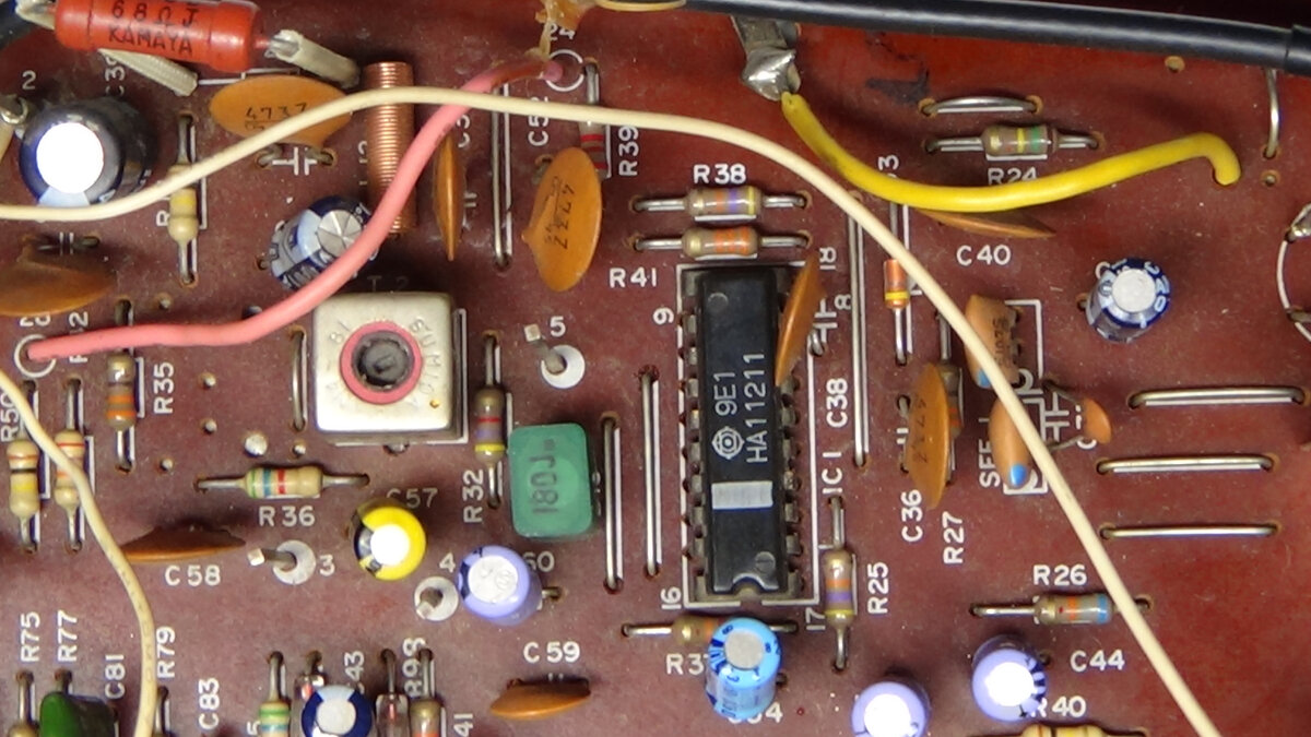 ФМ/АМ демодулятор