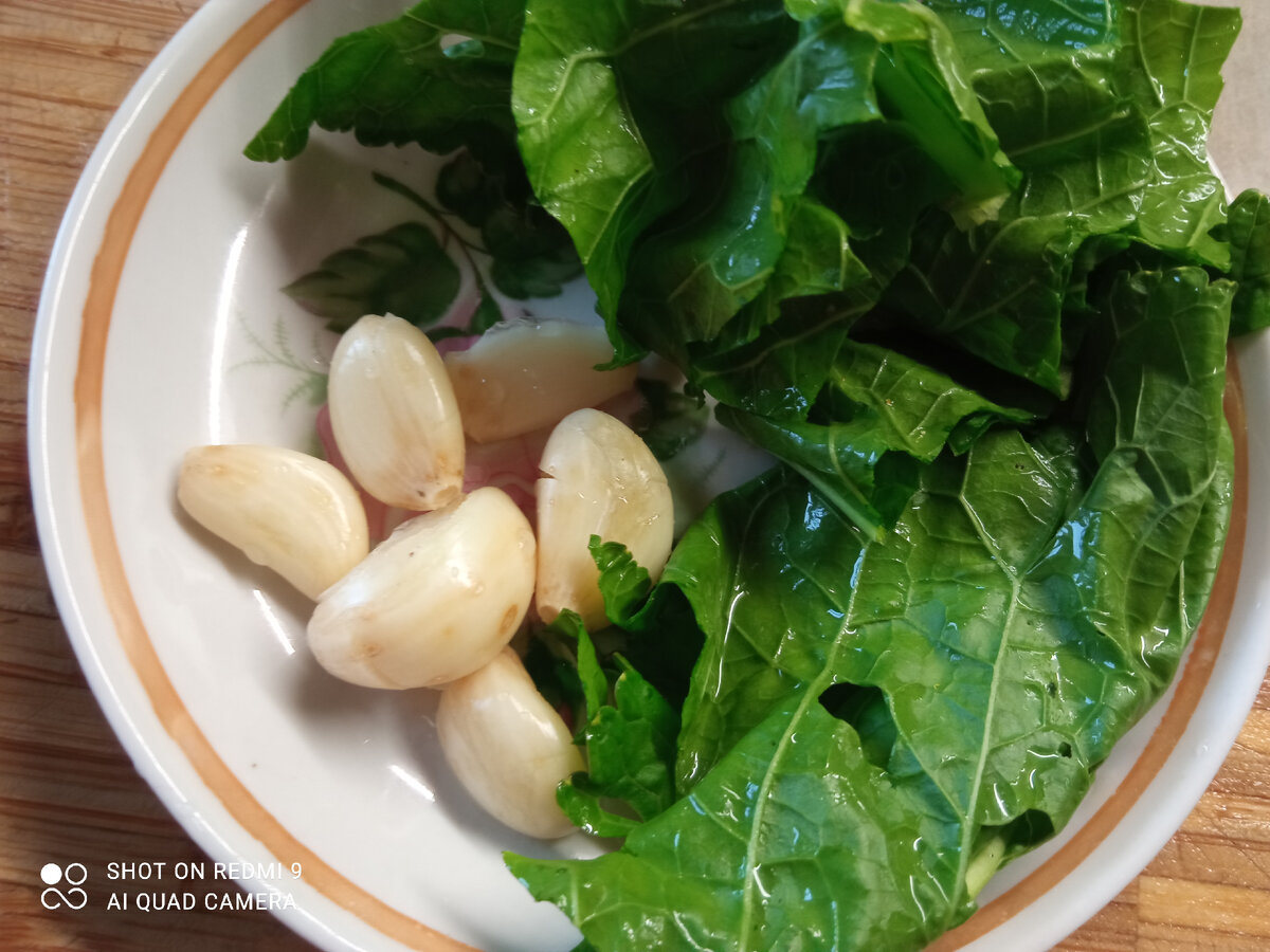 фото личное: хрен и чеснок