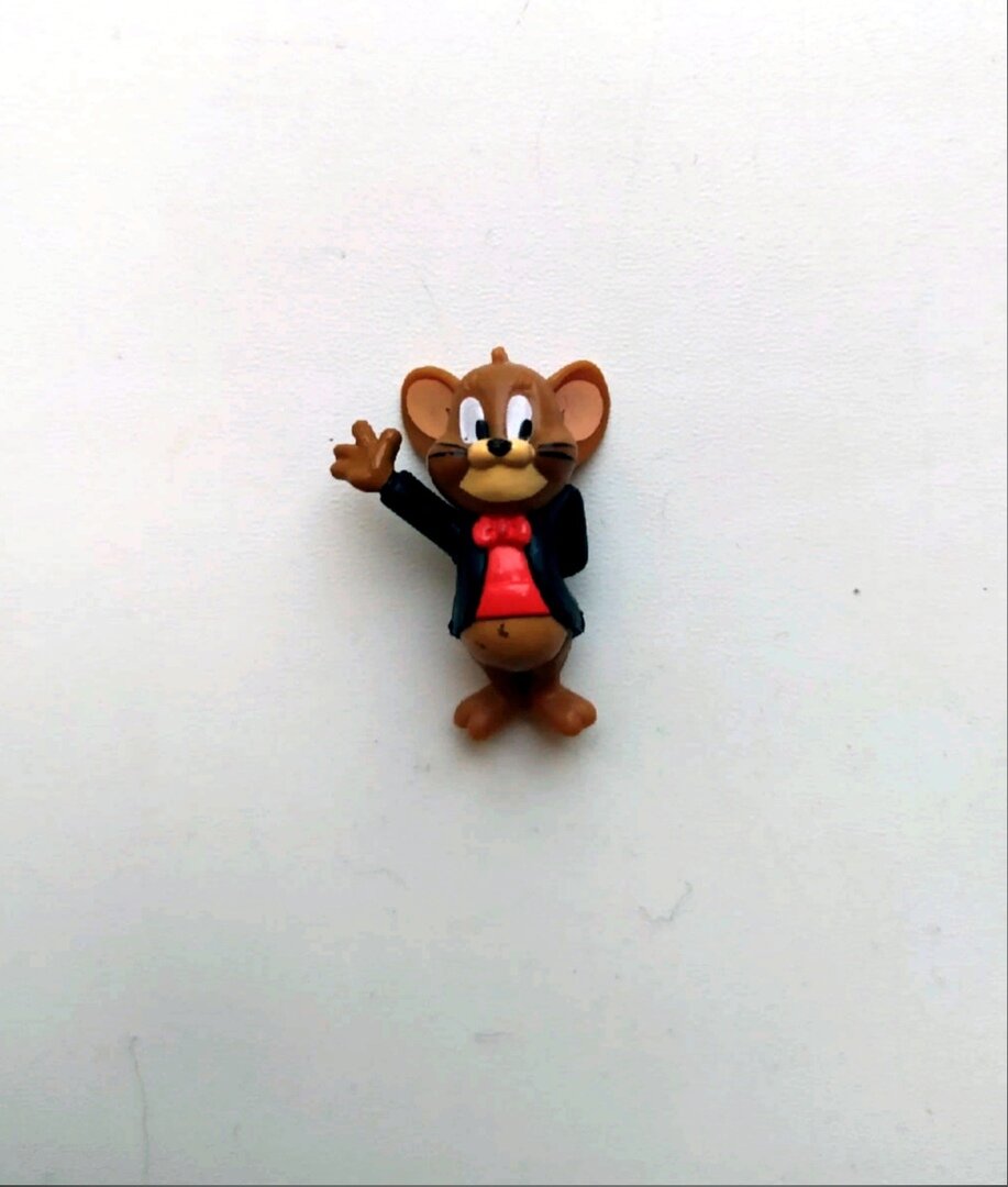 Этот милый мышонок нисколько не заинтересовал сына.