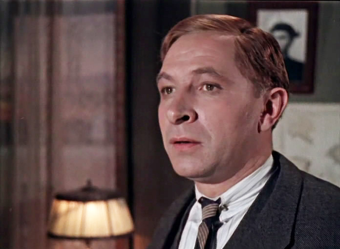 Актера Евгения Лебедева баловнем судьбы точно не назовешь. Через что он прошел, даже представить страшно. Но он не сломался, а стал Великим русским Артистом.-19