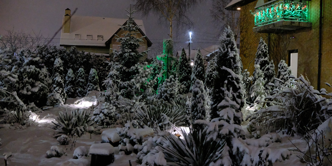 Ростов-на-Дону в конце декабря 2021 завалило снегом.