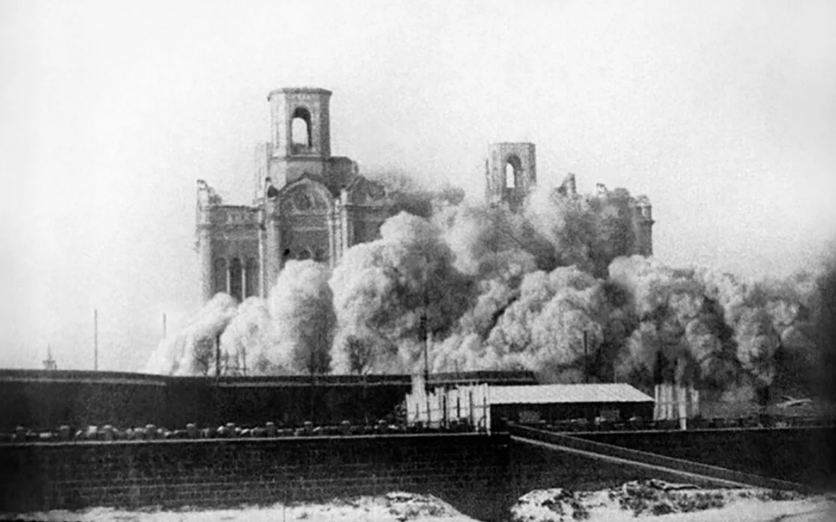 Разрушение храма Христа Спасителя в 1931 г.