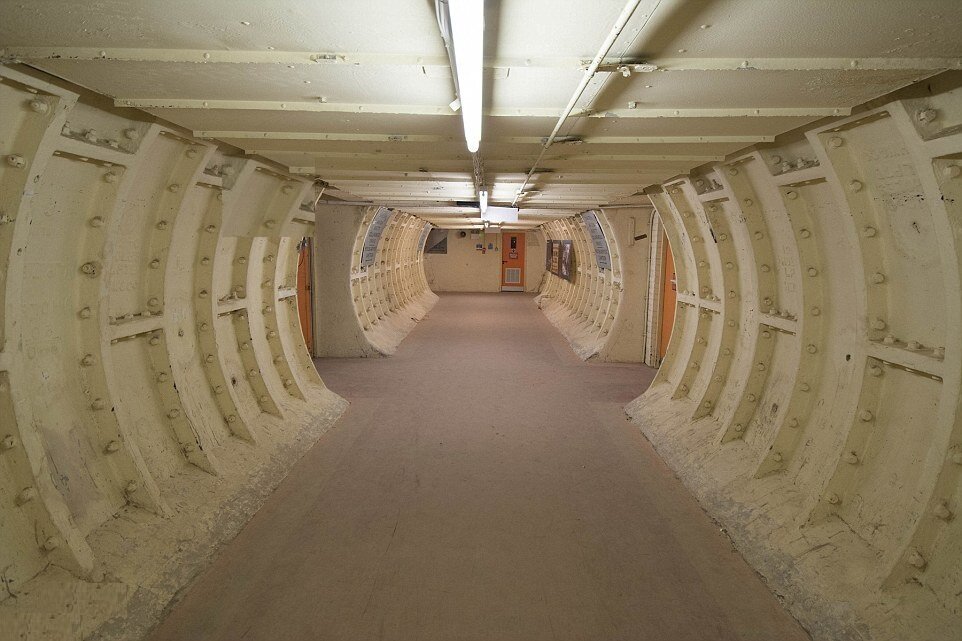 Подземный бункер Shelter Bunker