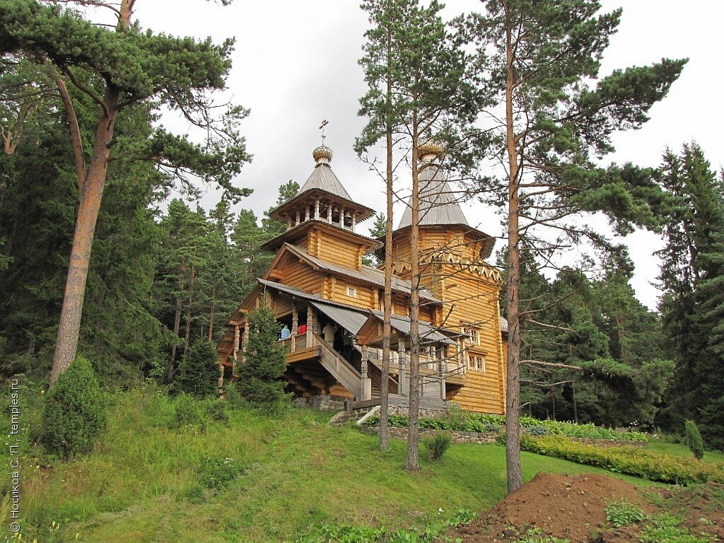 Фото с сайта http://temples.ru/show_picture.php?PictureID=291721