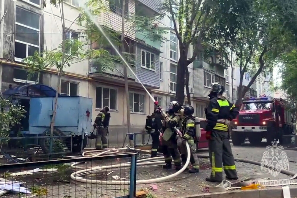    Взрыв газа в Астрахани Фото: Telegram-канал МЧС России