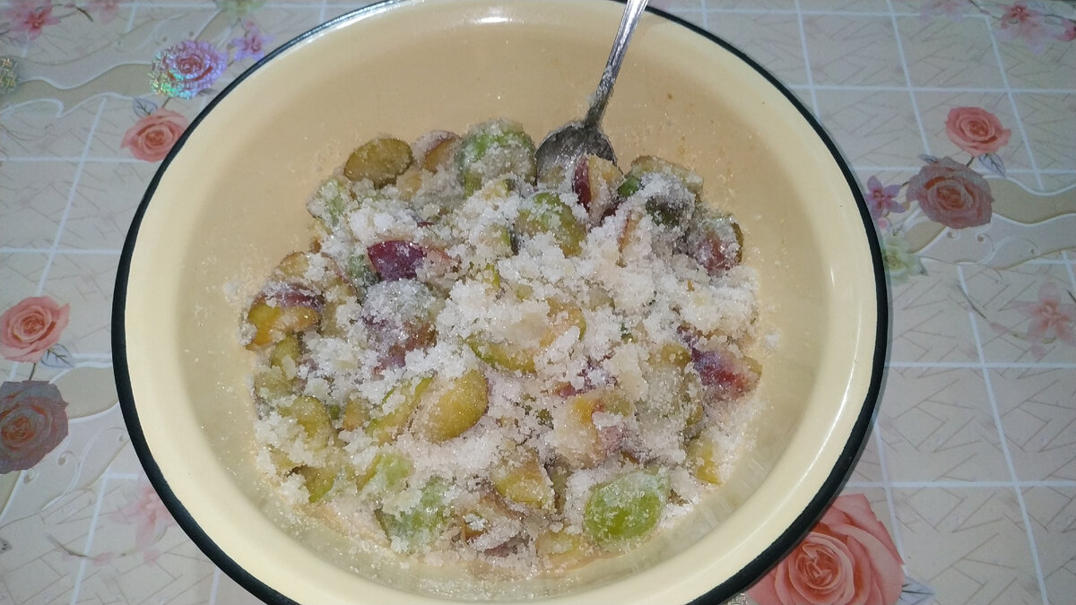 Слива со сливочным маслом