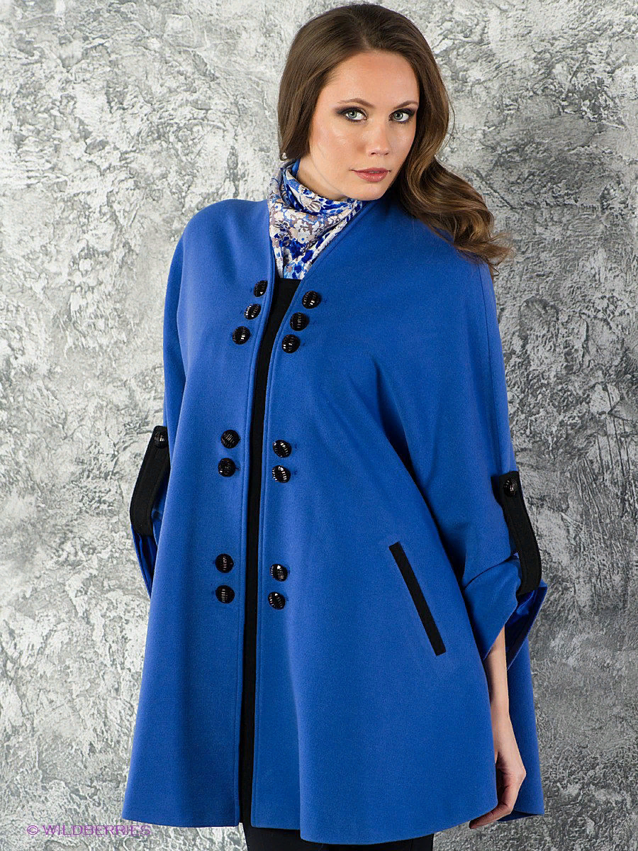 Тут женщина модель молодая, но понятно, что образ явно старит даже ее, не то что женщину в зрелом возрасте.