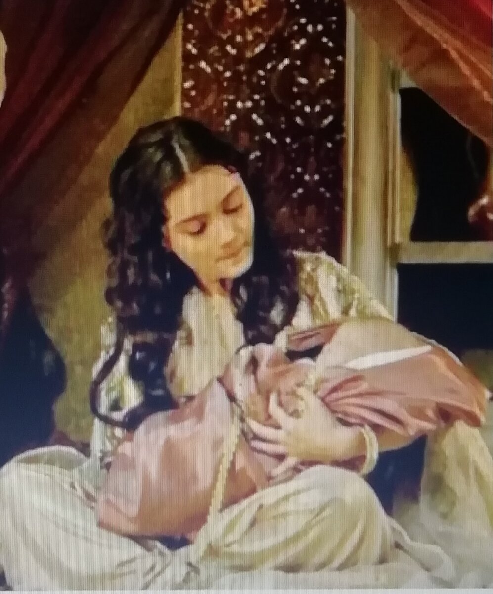 Махфируз родила сына