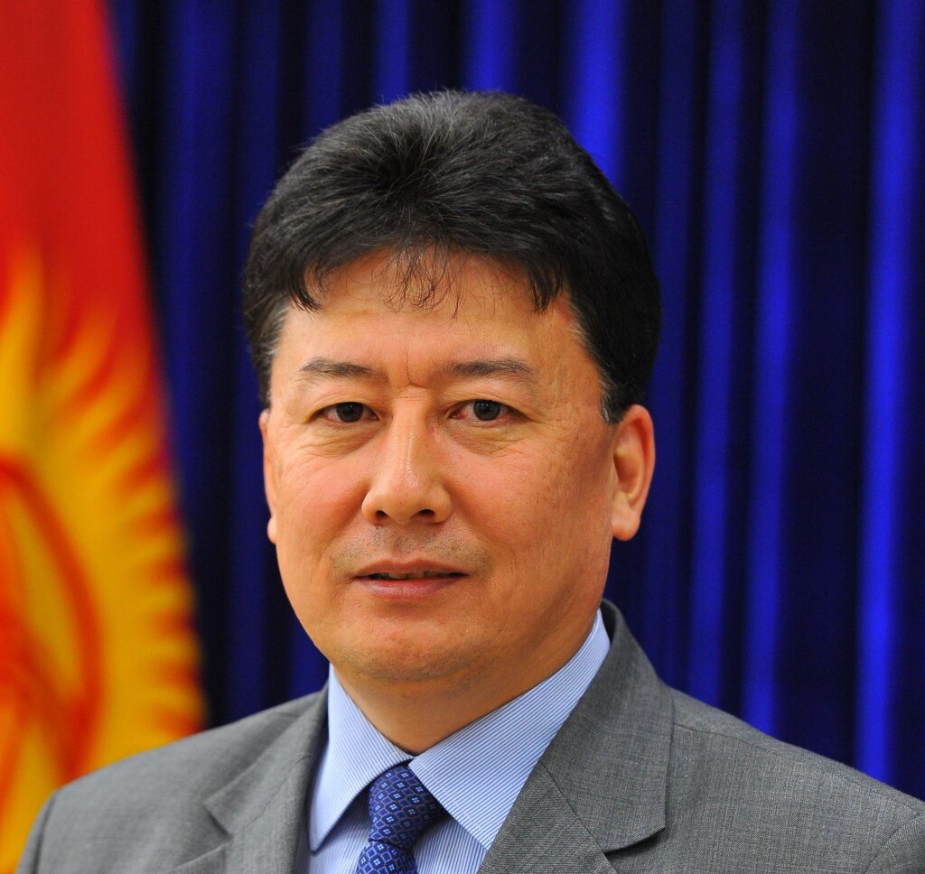 Директор Национального института стратегических исследований Кыргызской Республики Куванычбек Шадыбеков.