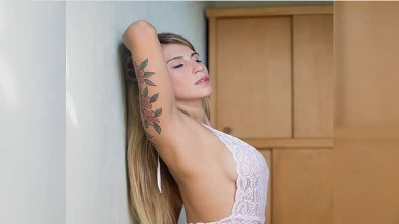                                                                          instagram/soysweetmia