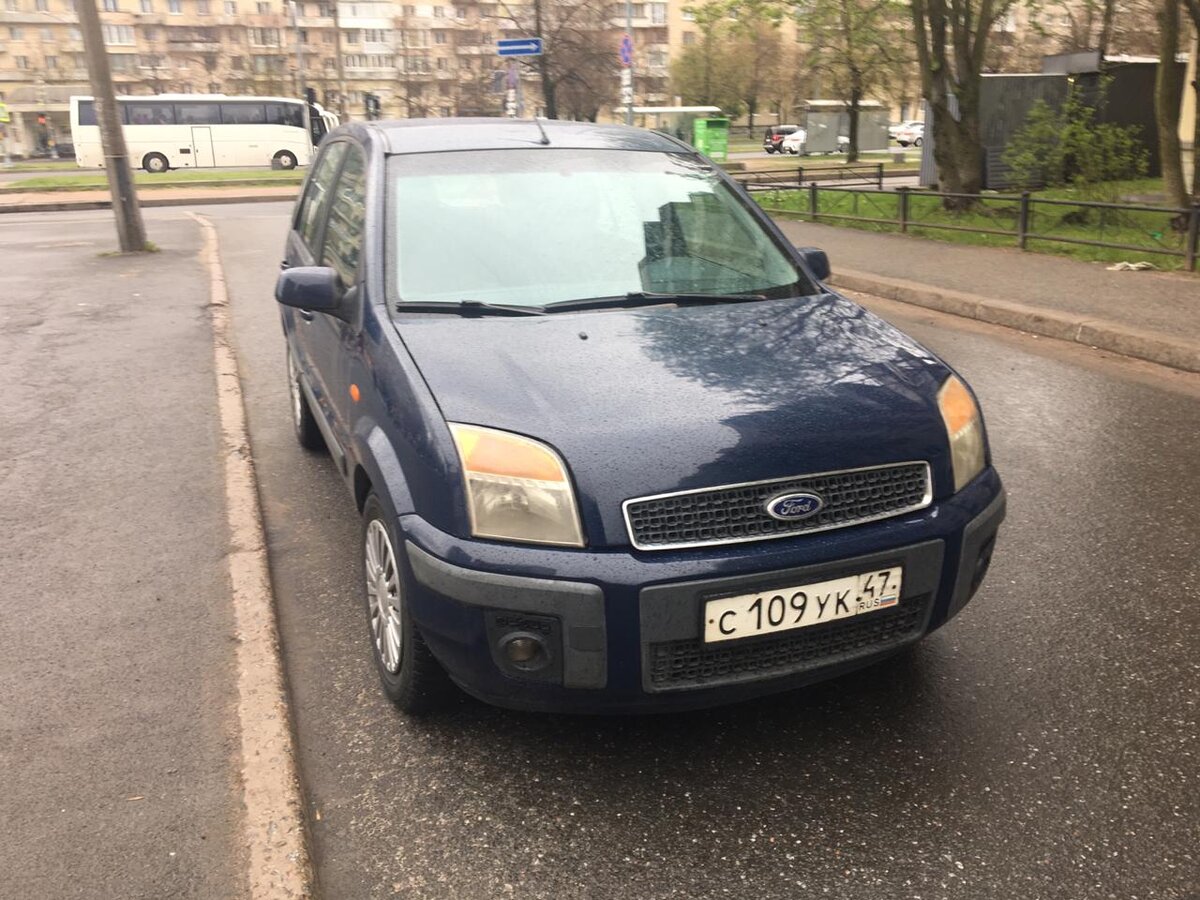 Ford Fusion I. Источник: группа в VK(ссылка на главной странице канала).