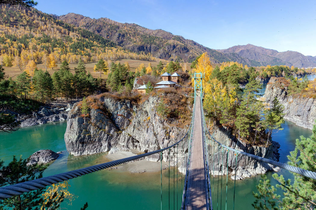 о. Патмос. Горный Алтай. Фото из сети.