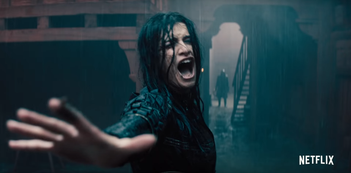 Вот этот образ Йеннифер по мне не очень. Мы привыкли видеть нашу любимую чародейку спокойной.