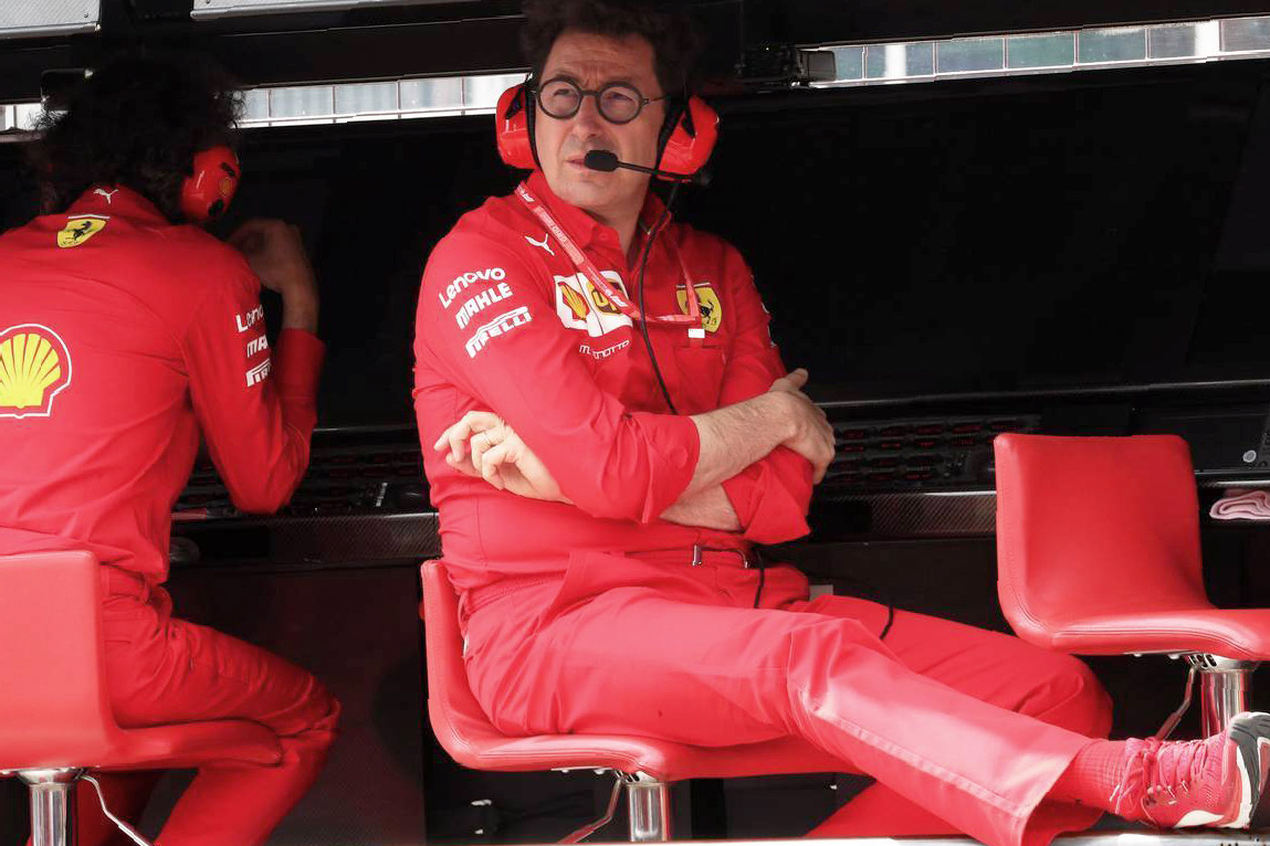 Леклер уверенно прошел первые два сегмента квалификации, но дальше его и Ferrari постигло разочарование. 