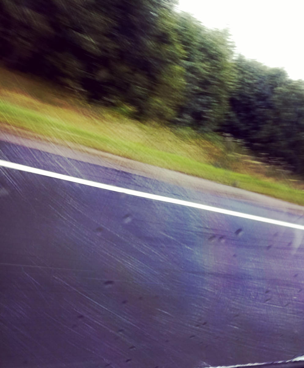 "Если идти все прямо да прямо, далеко не уйдешь..."  - Антуан де Сент-Экзюпери