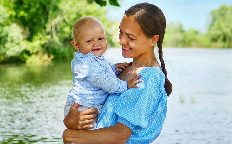 Маша Крулыхина с сыном Ильёй
​Фото: «Инстаграм»