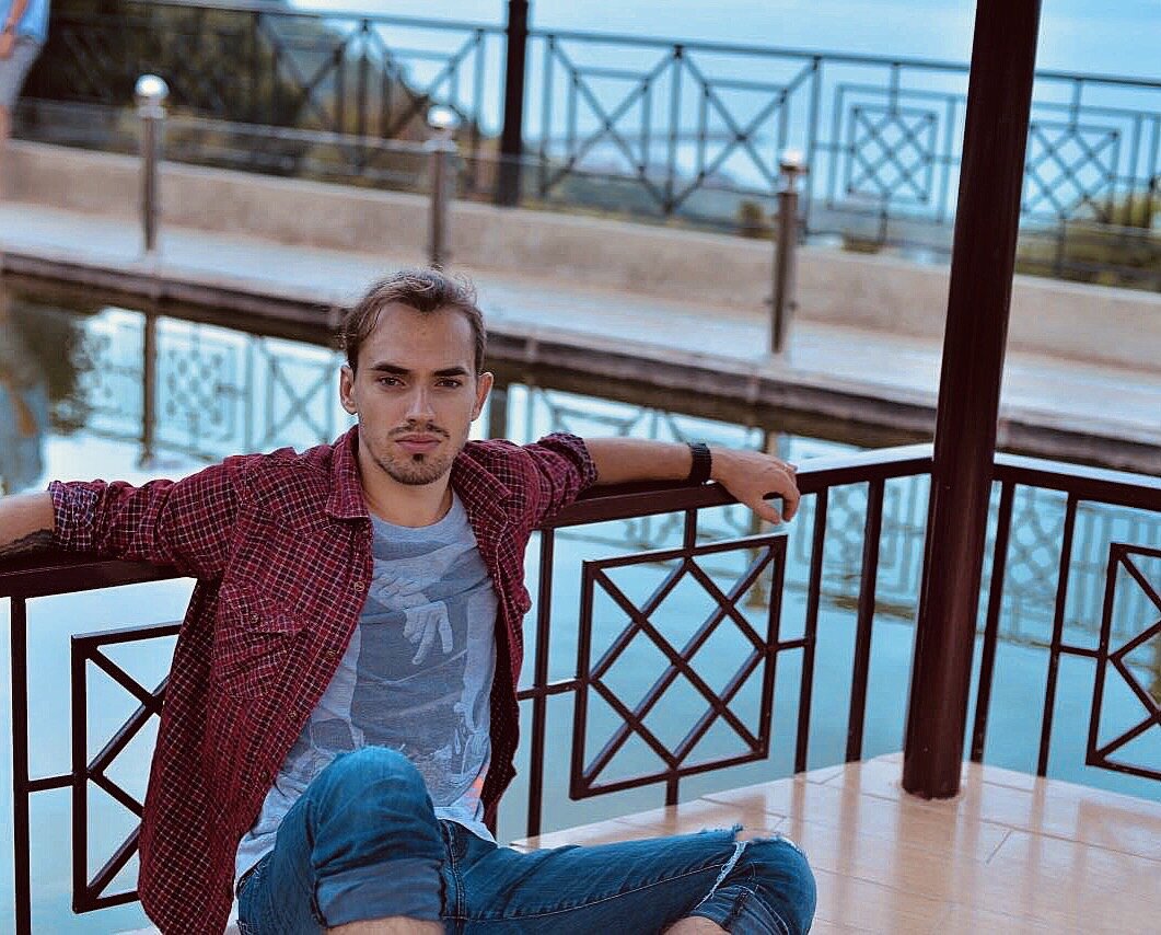 Отдыхаю в буддистском храме во Вьетнаме. 