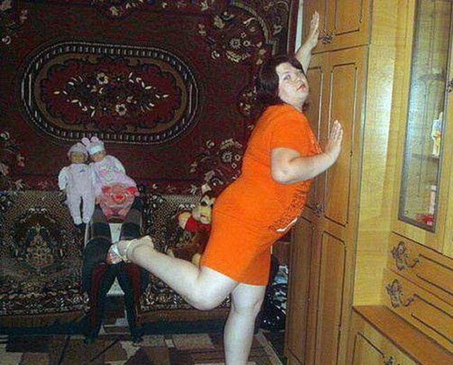 Фото с сайта pikabu.ru                           Может, игривостью?