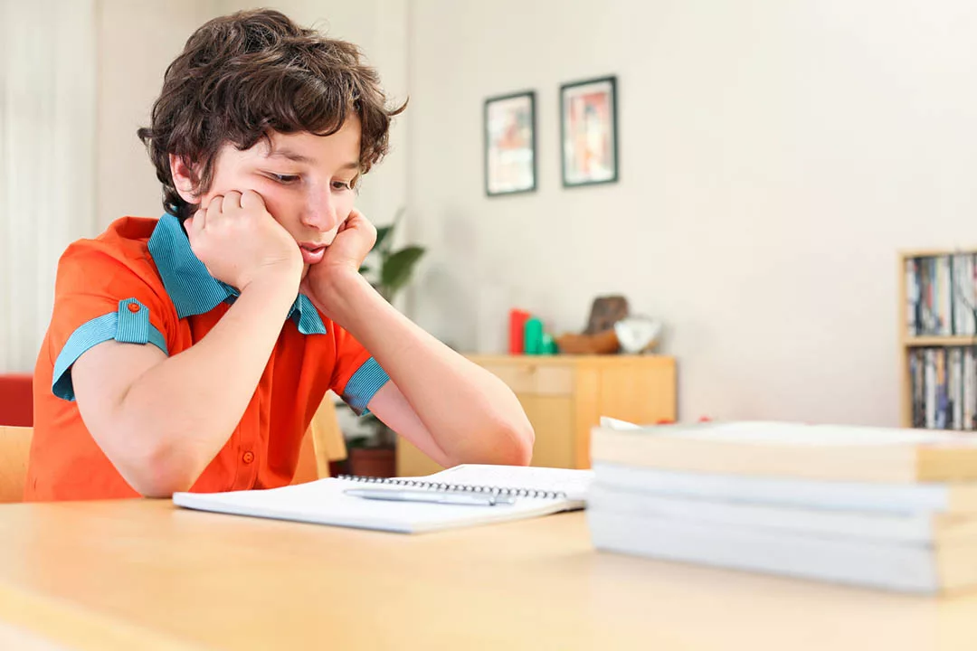 Стресс радость. Ежик happy moments. Человек в стрессе. Difficult happy. Грамотная речь.