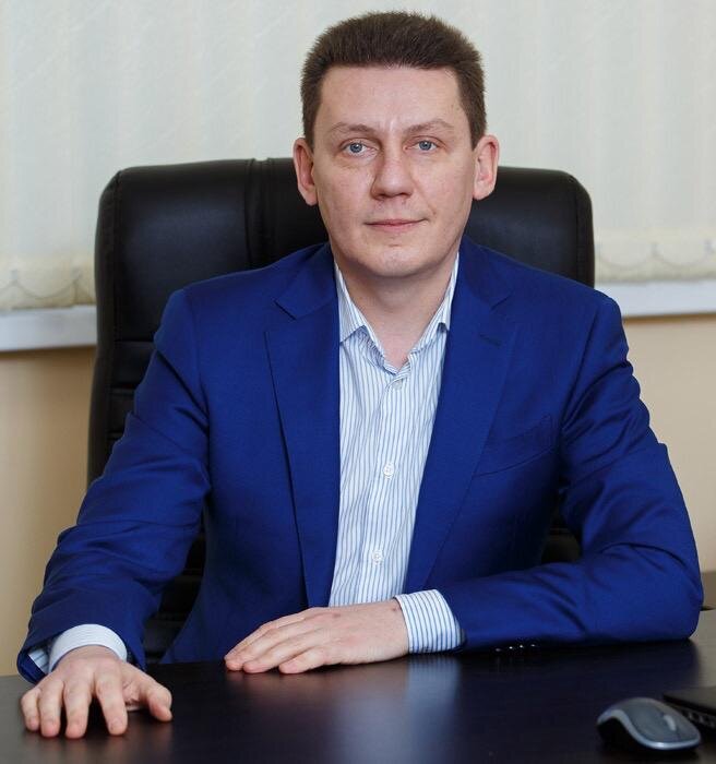 генеральный директор сети клинических центров Askonamed Максим Балясников, фото  с сайта https://clinicalcenter.ru/ 