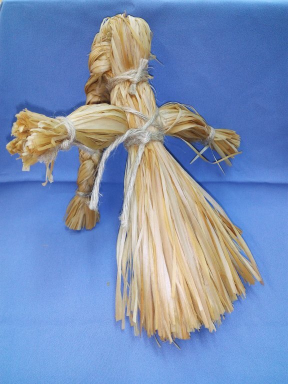 Кукла из соломы картинка