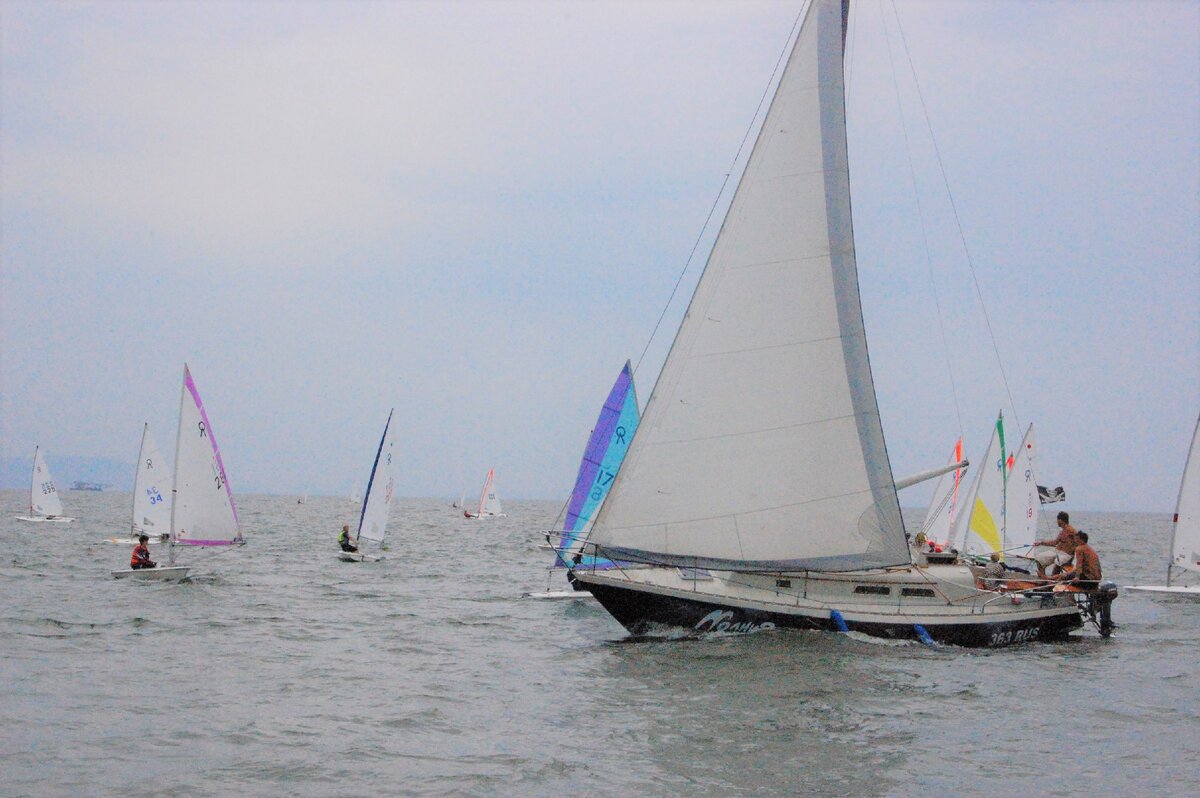 Акватория Тольятти - отличное место для получения морской практики. На Жигулевском море частенько бывают шторма и хорошие волны. И гонки проводятся в любую погоду