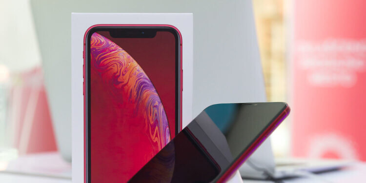 Самый лучший iPhone, по мнению покупателей, это iPhone XR 