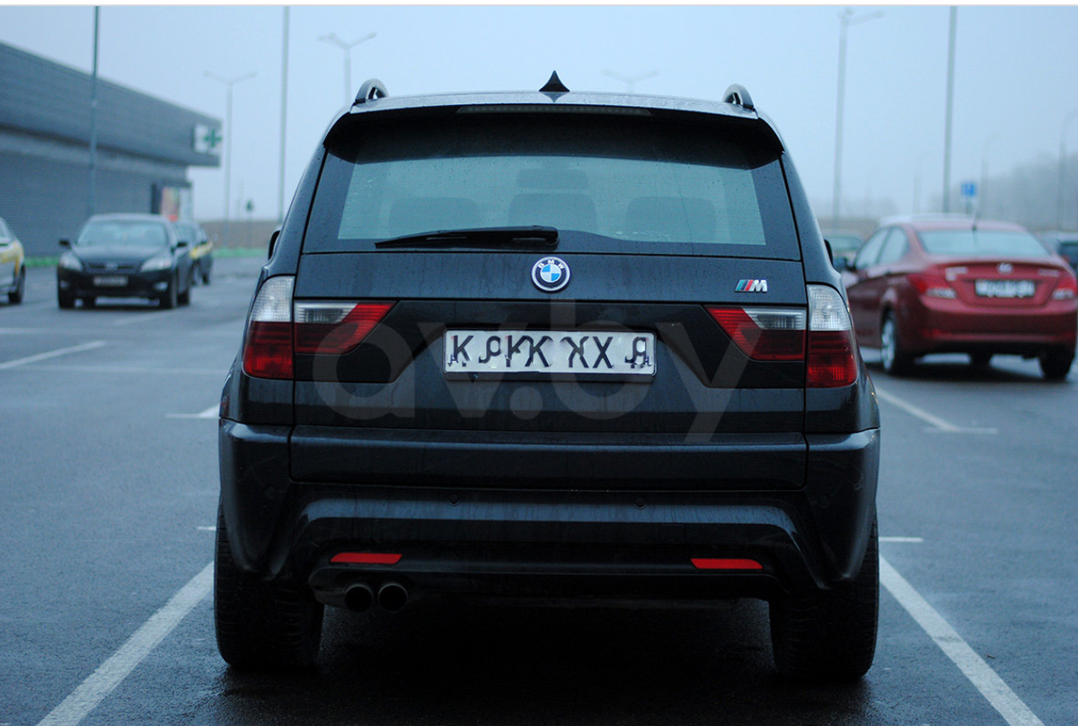 Скриншоты позаимствованы с сайта продажи автомобилей AV.BY