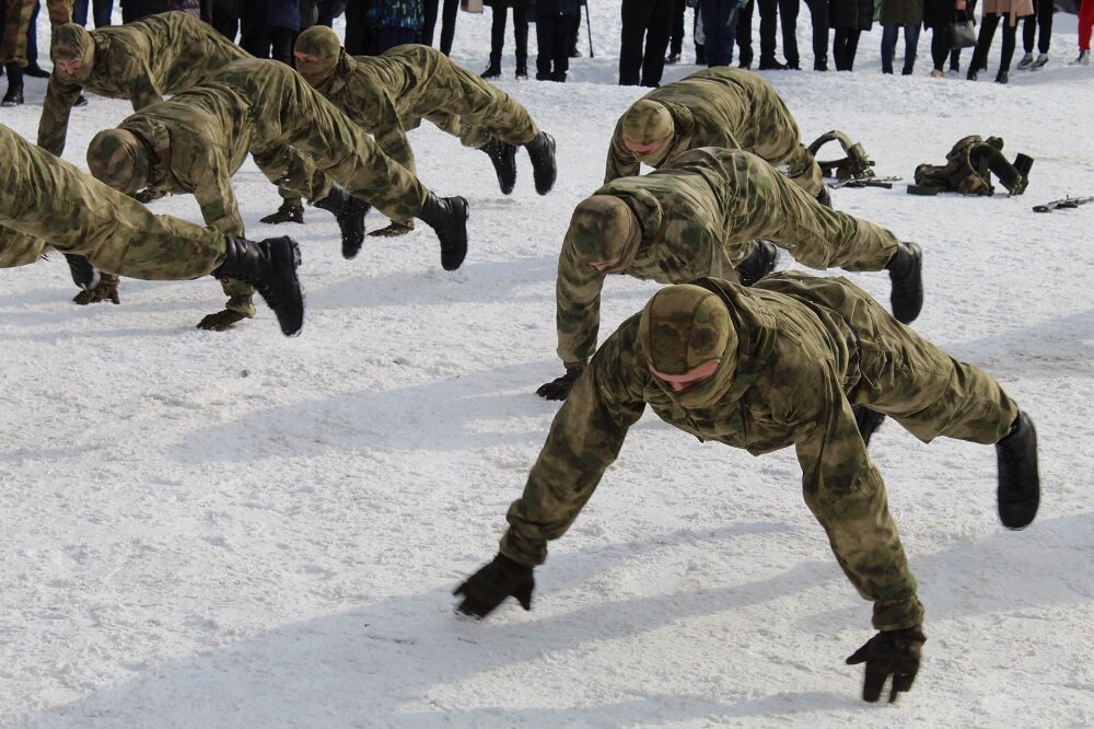 Они продемонстрировали физическую подготовку...