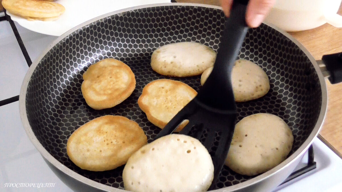 Оладьи на пшеничной закваске!🥞 | ПРОСТОРЕЦЕПТ | Дзен