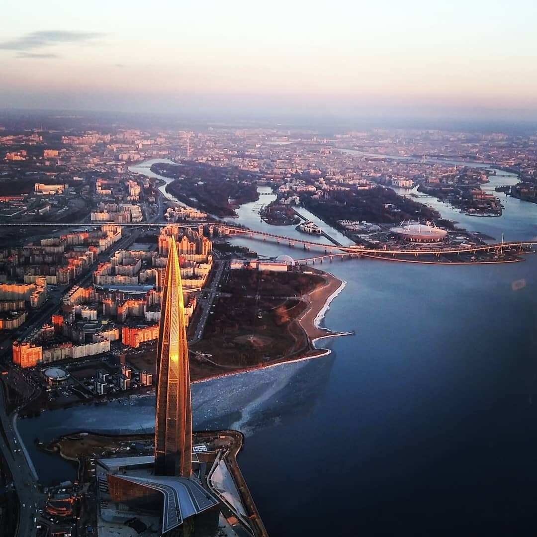 Вид с крыши лахта центра