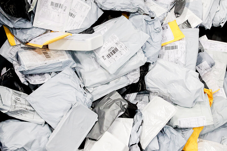 Поможет ли назначение Павла Дмитриева наконец-то навести порядок в логистике главного почтового оператора России?
Фото: Сергей Фадеичев/ТАСС