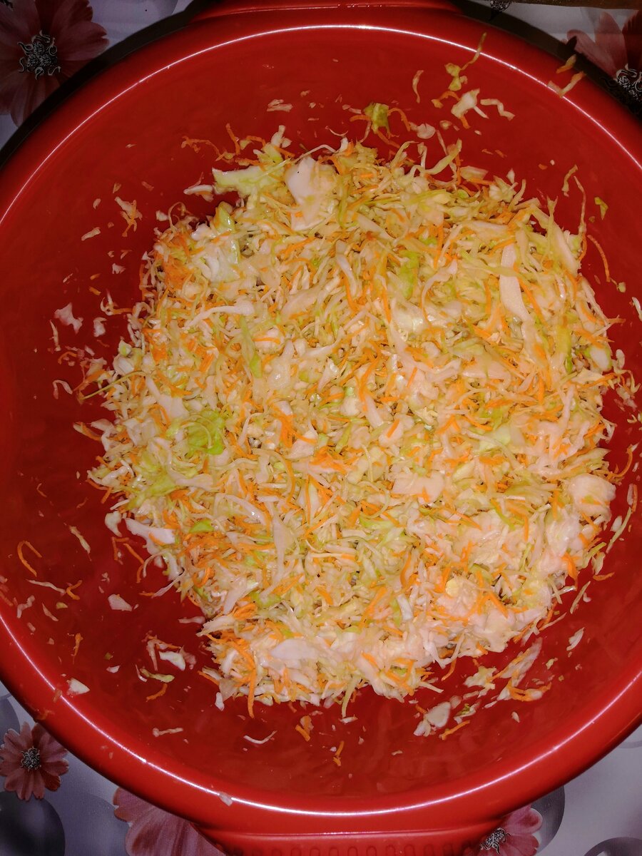 Получилось ни много ни мало пол тазика))