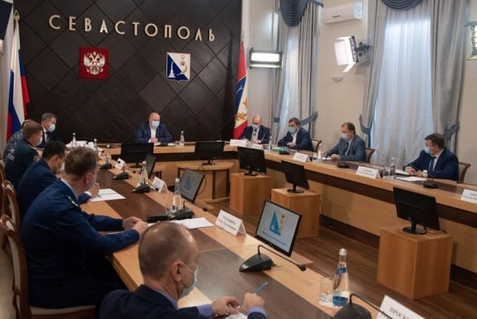 Заседание оперативного штаба в правительстве Севастополя. Фото: Фото: sev.gov.ru. 