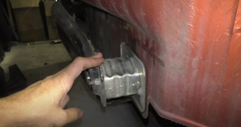 усилитель заднего бампера Весты