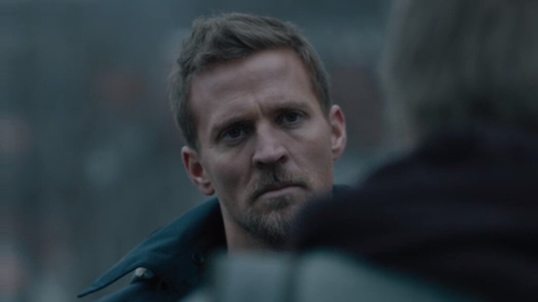 Скриншот из сериала.