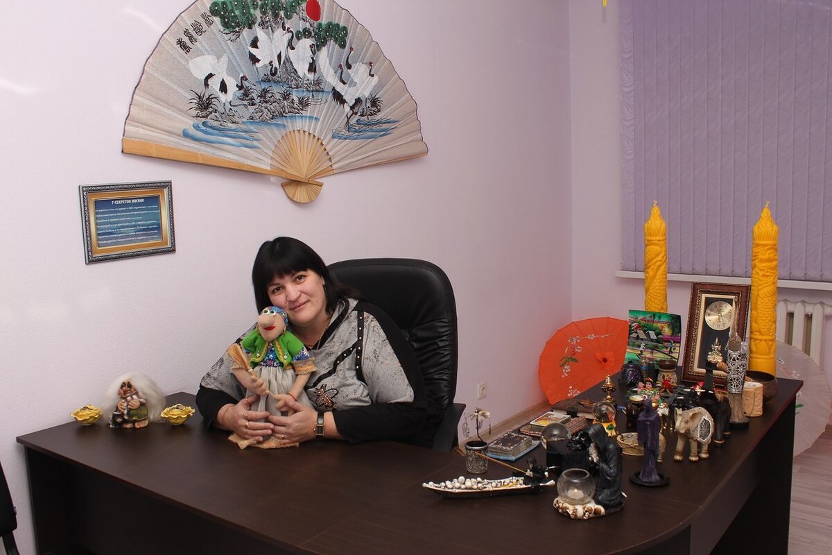 Татьяна Жмакина - экстрасенс, маг, медиум.