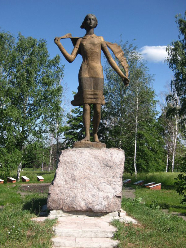 Памятник Зое. Фото из открытого источника.