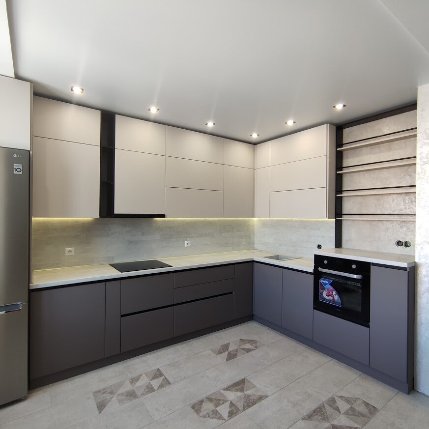 Угловая кухня в стиле минимализм