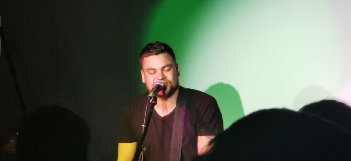 Фоткк с концерта кстати)