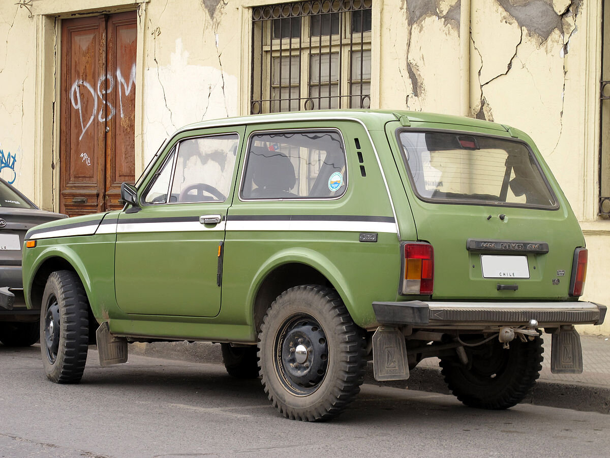 Ваз 21213 года выпуска. Lada Niva 1. Лада Нива 21213. ВАЗ 21210 Нива. Лада Нива 1.