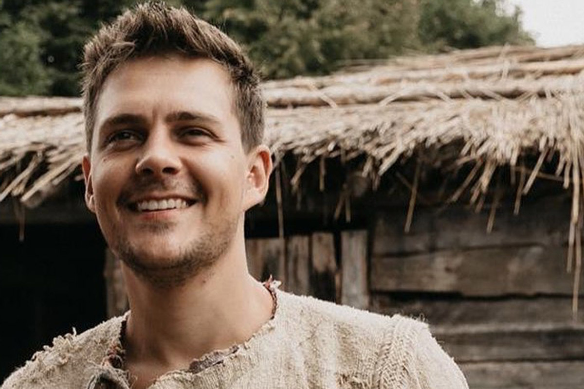 милош бикович и аглая тарасова холоп. холоп 2 кто озвучивает милоша биковича. милош бикович. милош бикович холоп 2. милош бикович актёры сербии.