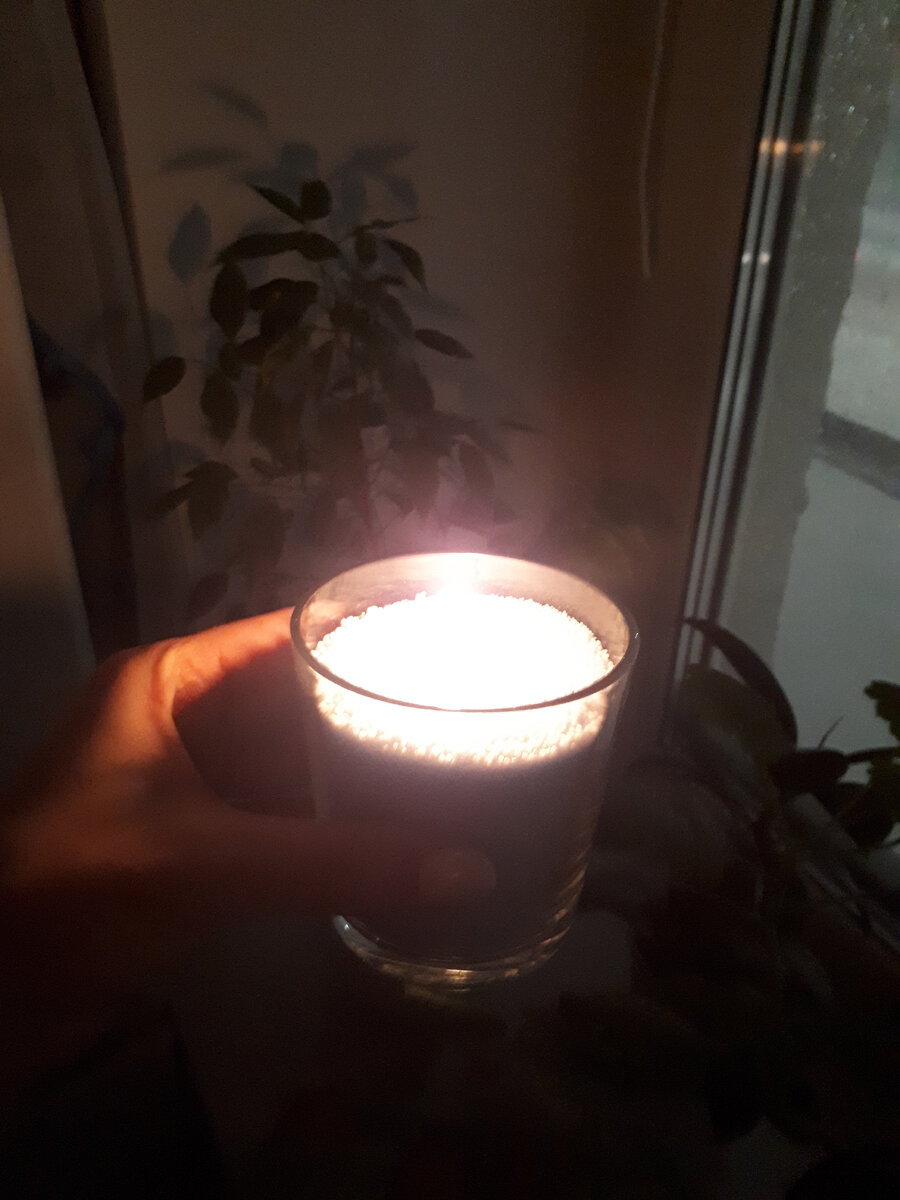 Свеча, почти как в ресторане, только из Fix price😁