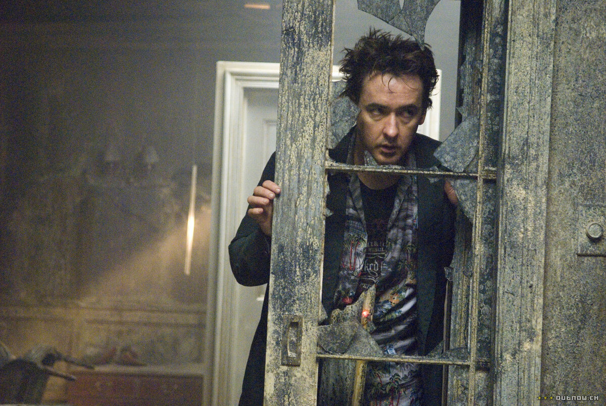 Кадр из фильма 1408.