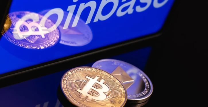 директор Coinbase утверждает