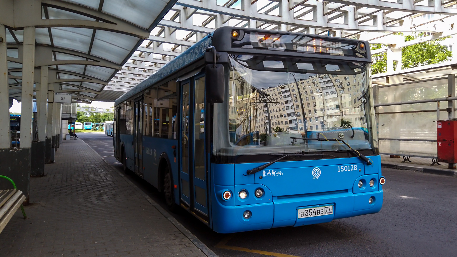 252 маршрут автобуса. 20.06.2022 год. Москва.