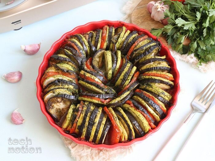 Рататуй: три простых шага для знаменитого французского рагу из овощей / Изображение дзен-канал technotion