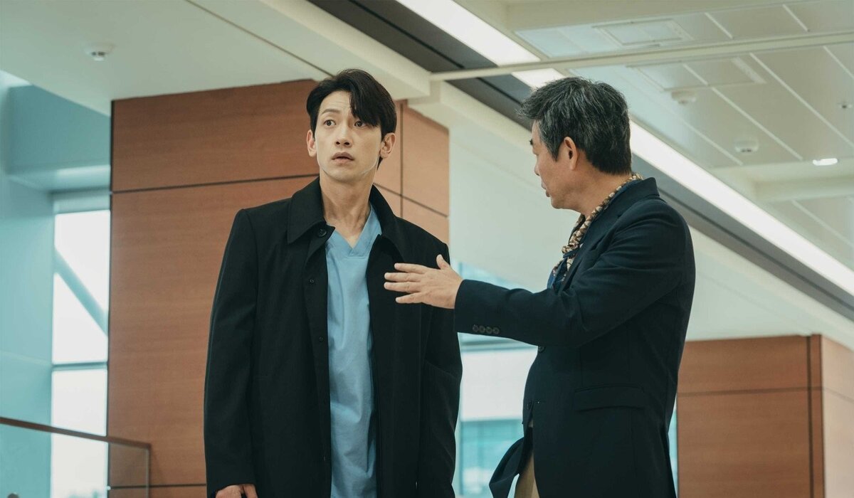 Дорама "Призрачный доктор"