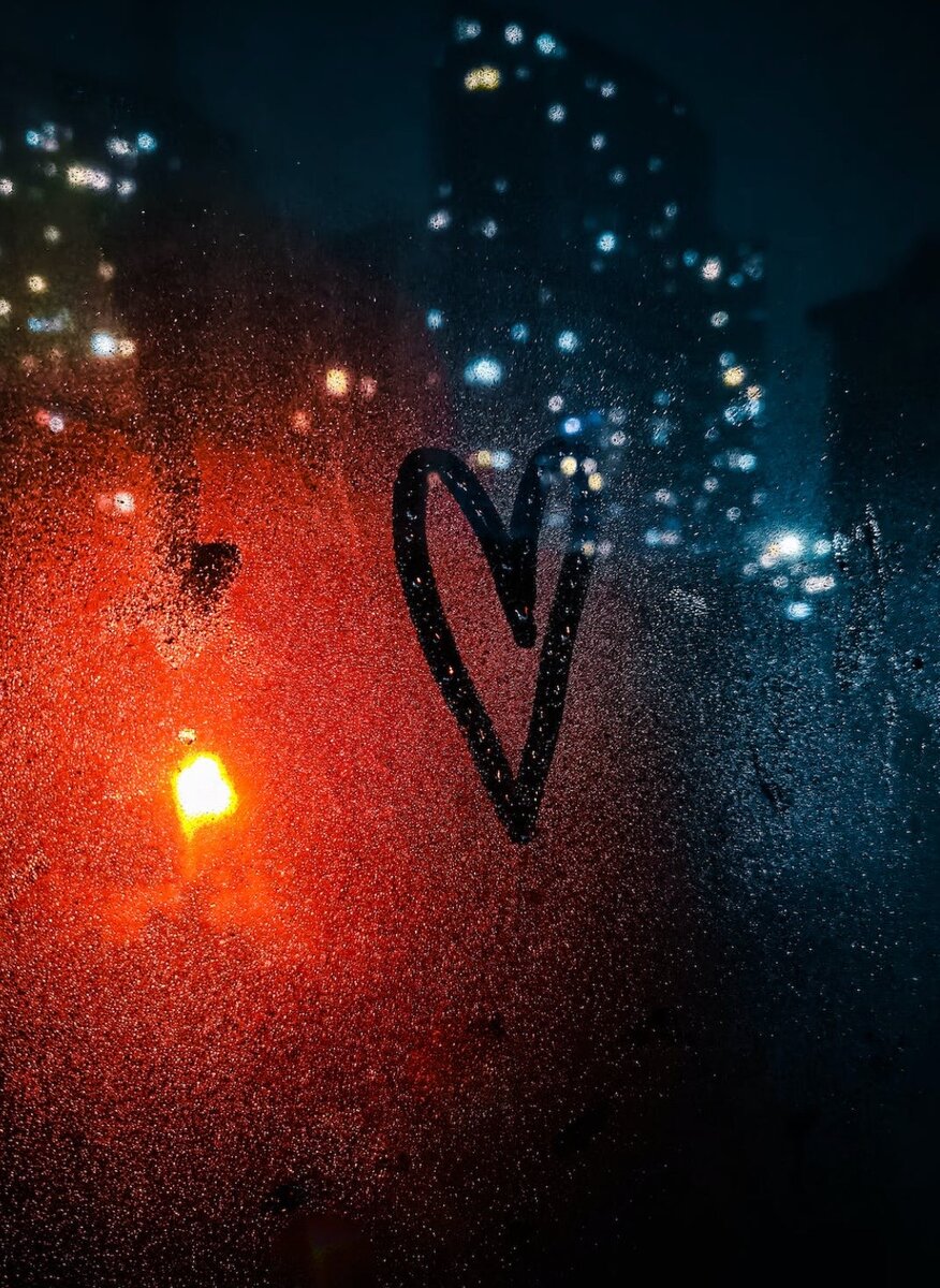 Контроль над страстью - это не подавление или отрицание эмоций, а умение правильно управлять ими. 